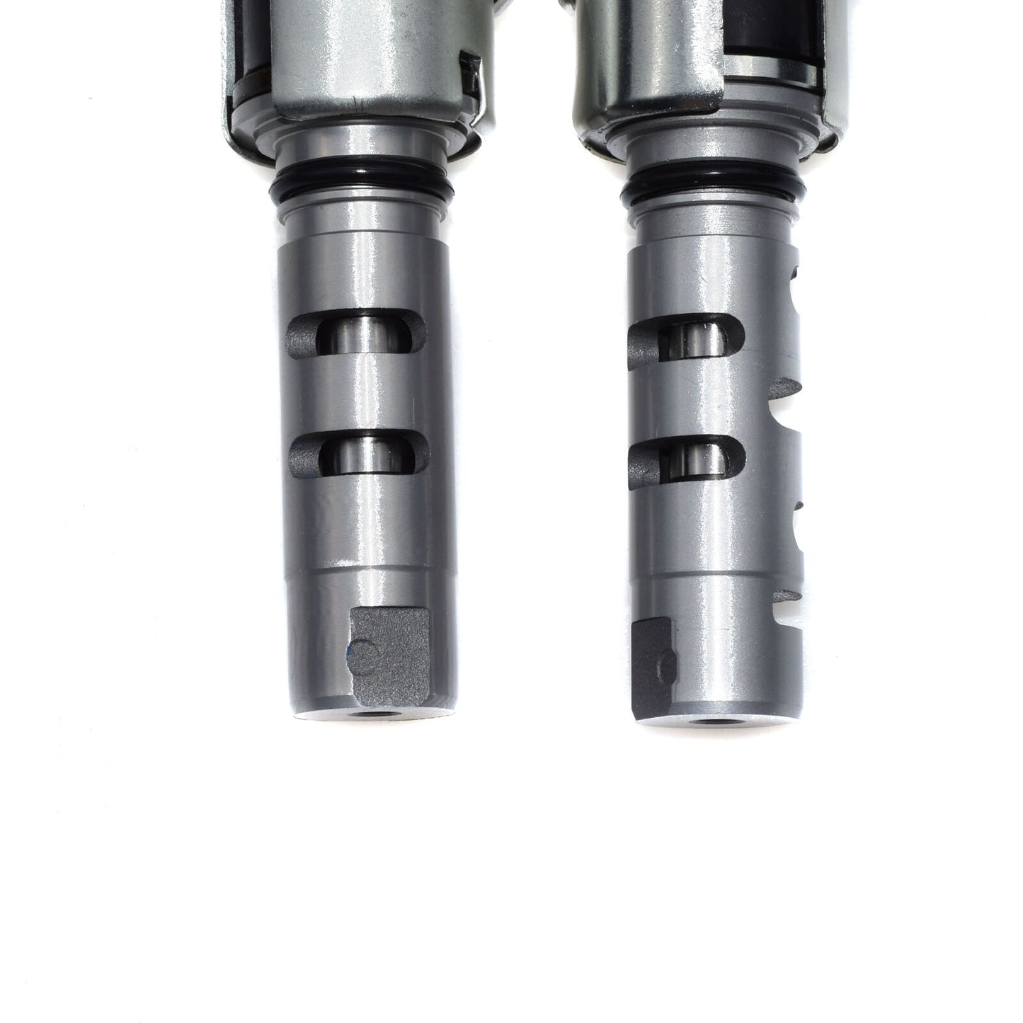 Two variable timing solenoid valve actuators, left and right, OE 15340-0P010, suitable for Toyota V6-40L.