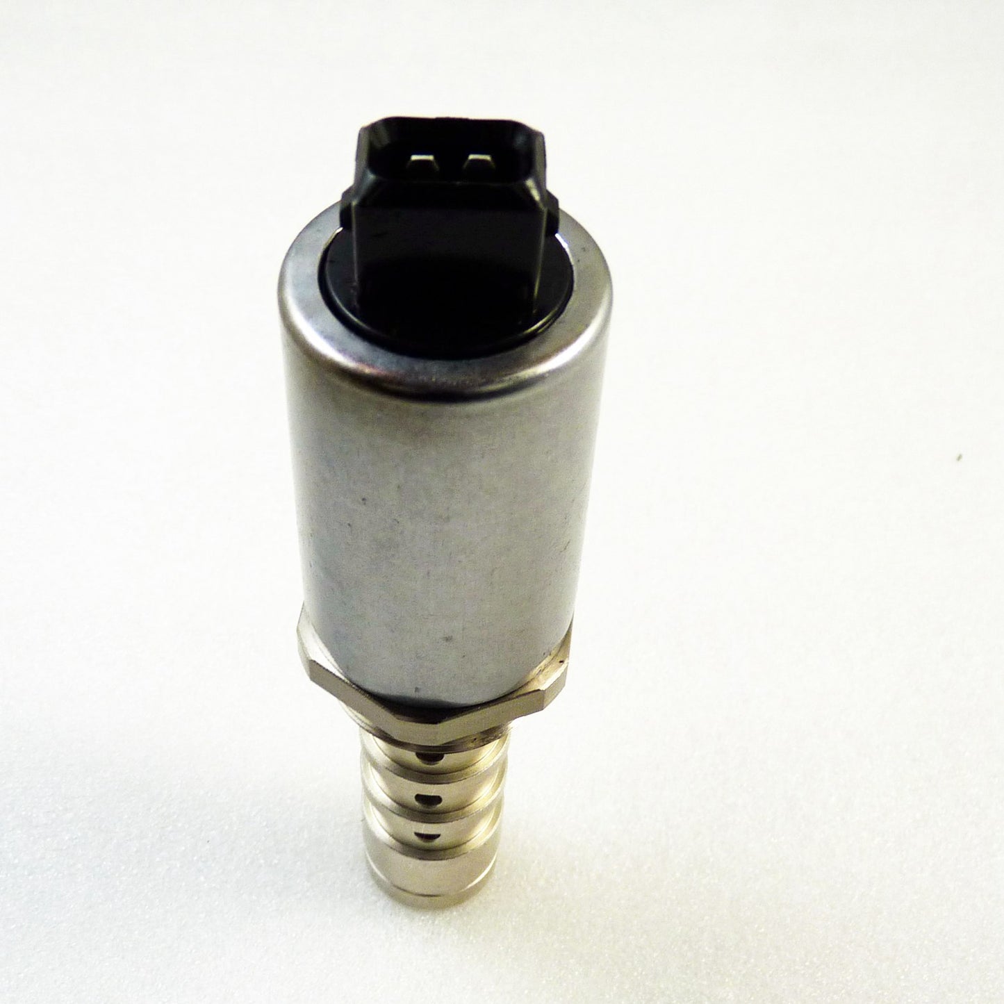 The new Vanos solenoid system is suitable for BMW 11367524489 540i 740i 740il X5 Z8
