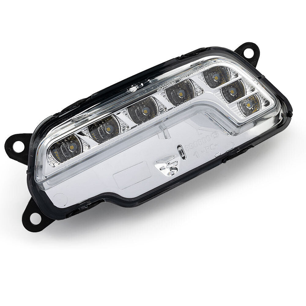 Applicable to for Mercedes-Benz E350 E550 W212 E63 left daytime running light/fog light (models 10-16).