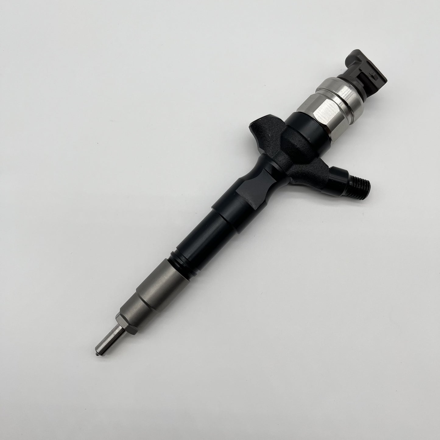 Diesel Fuel Injector nozzle 095000-7830 23670-30330 2367030330 for TOYOTA