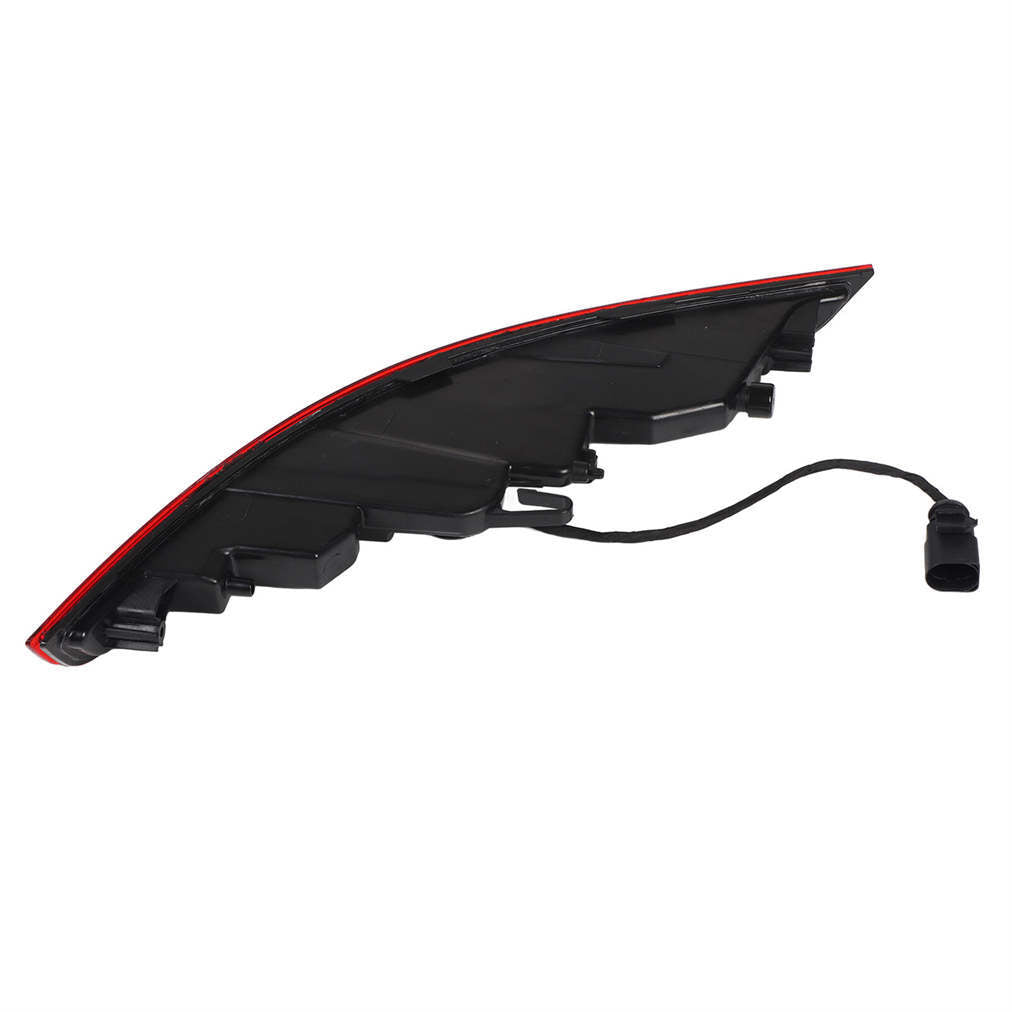 1-95B945725J Left rear bumper stop light reflector for Porsche Macan 14-20