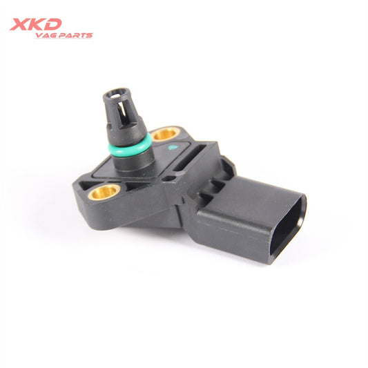 Suitable for Toyota for Camry , for Corolla , RAV4, for Lexus IS350, RX350, and for Volkswagen airflow sensor 2220437010