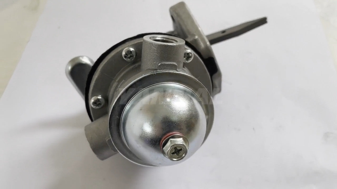 new 15451-52033 fuel pump suitable for Kubota V4000 engine.
