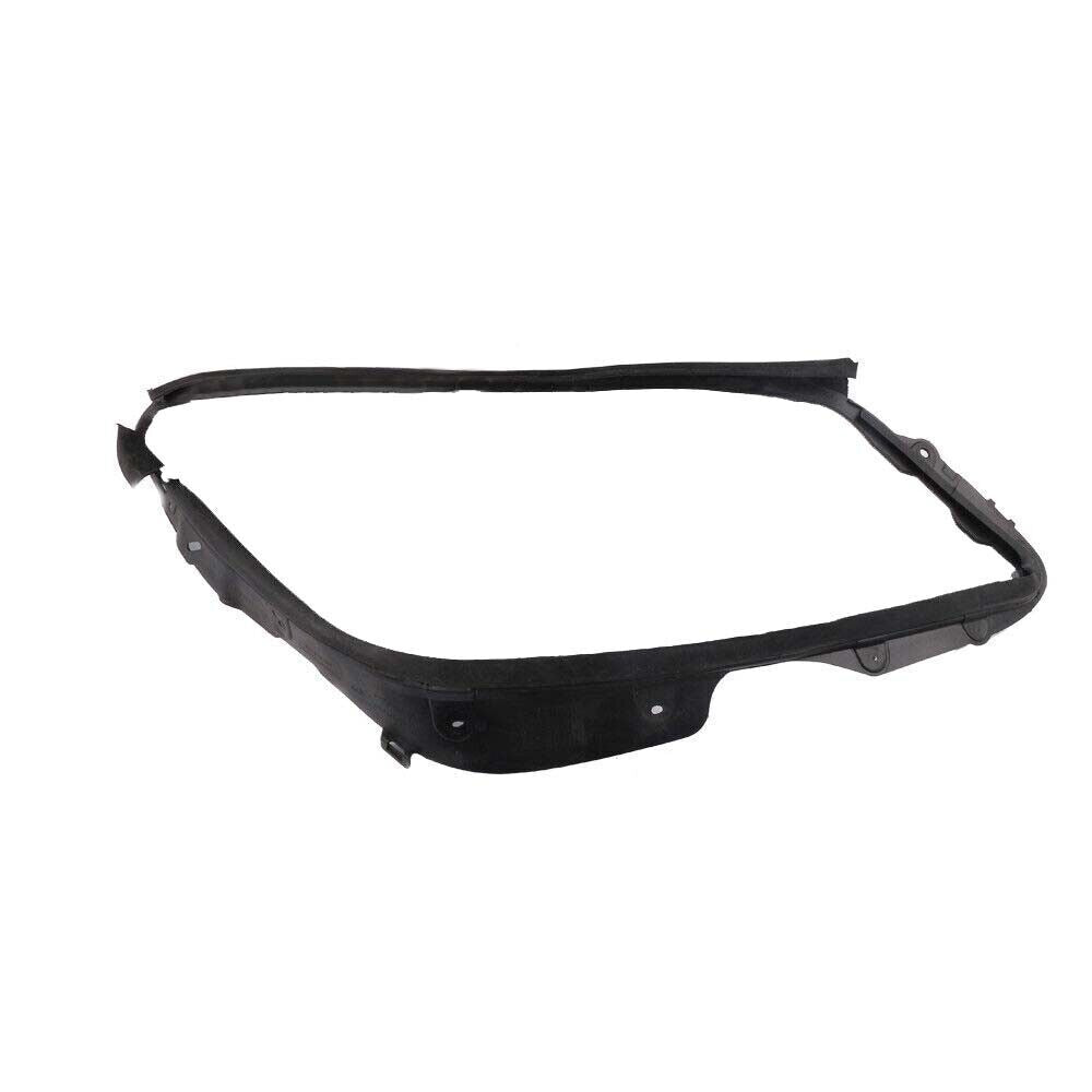 A pair of right and left front light trim seal covers for Mercedes C-Class W204 08-2011