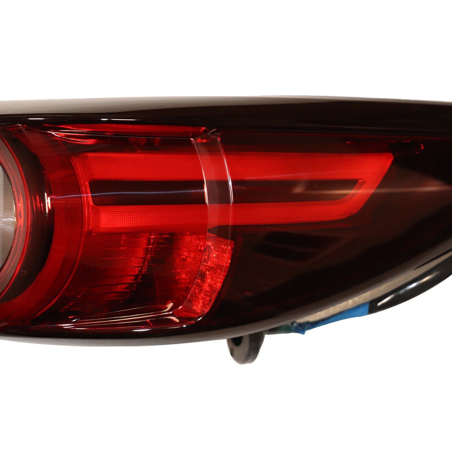 Right rear brake taillight, passenger side, applicable to for Mazda CX-5 2017-2019.