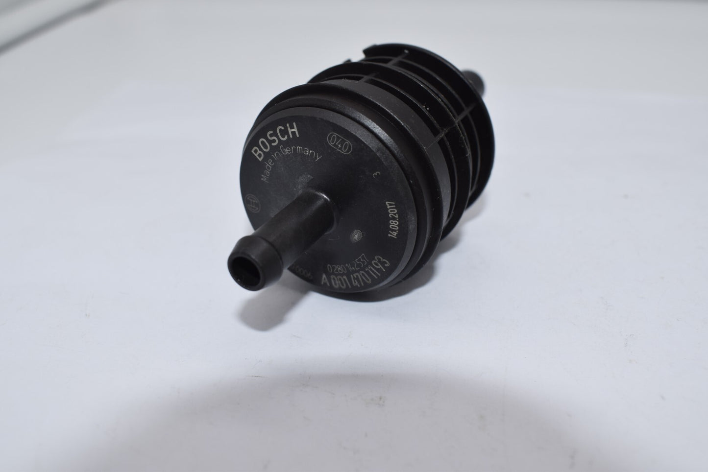for MERCEDES-BENZ C W205 Left Vapor Canister Purge Valve A0014701193 NEW GENUINE