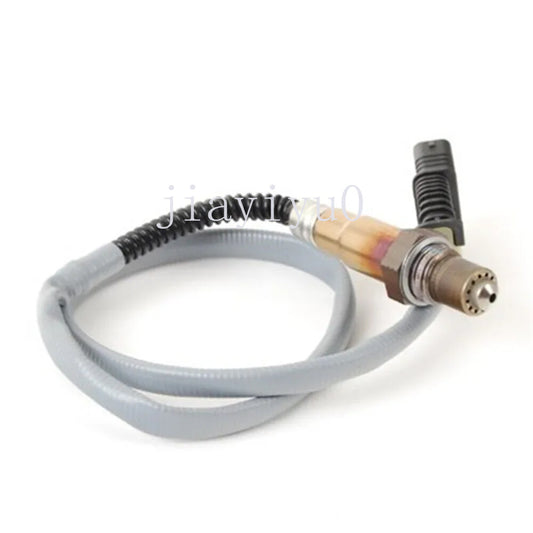 MASS airflow sensor 5WK9628Z is suitable for Citroen C5 C8, for Peugeot 406 607 807, and for Lancia for Fiat .