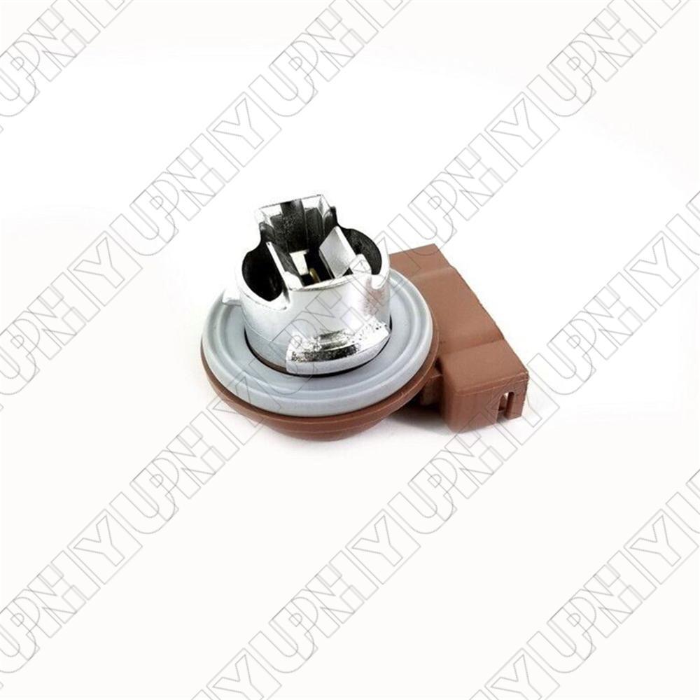Front Right or Left Turn Signal Light Socket for Dodge for Ram 1500 2500 3500 02-10