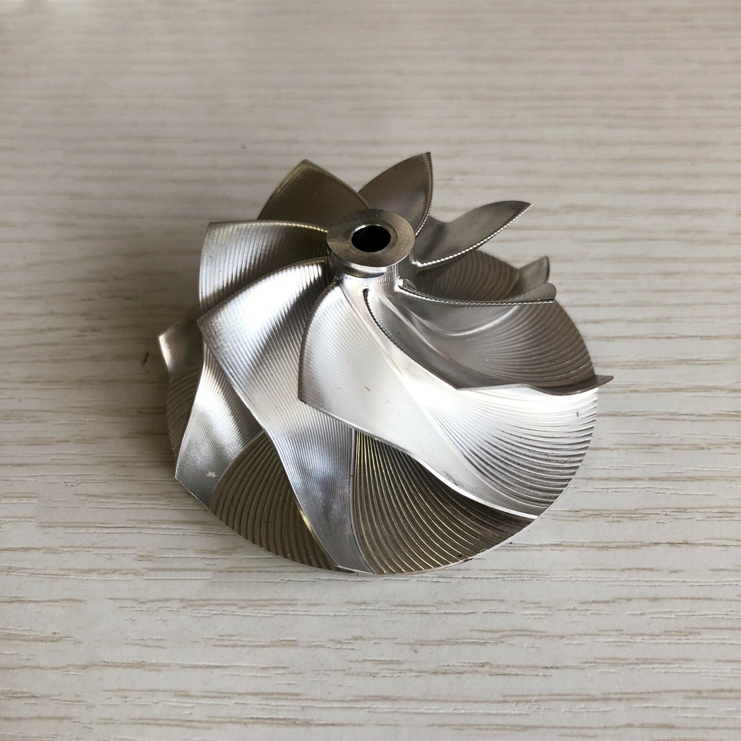GT15-25 49.70/67.40 mm 8+0 insert spot milling, air profile blank compressor wheel