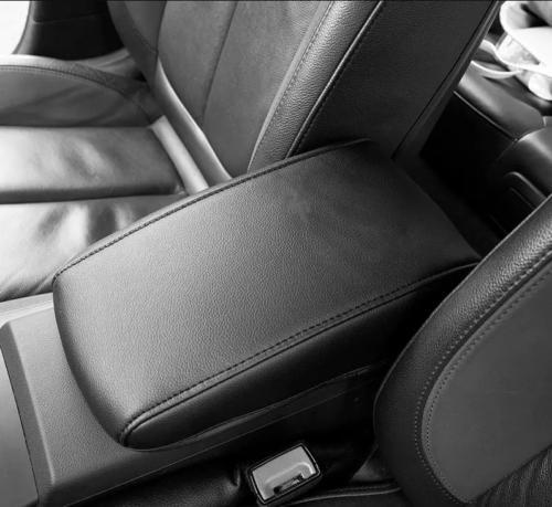 Black leather console armrest box panel cover for Jeep Grand Cherokee 2011 - 2021