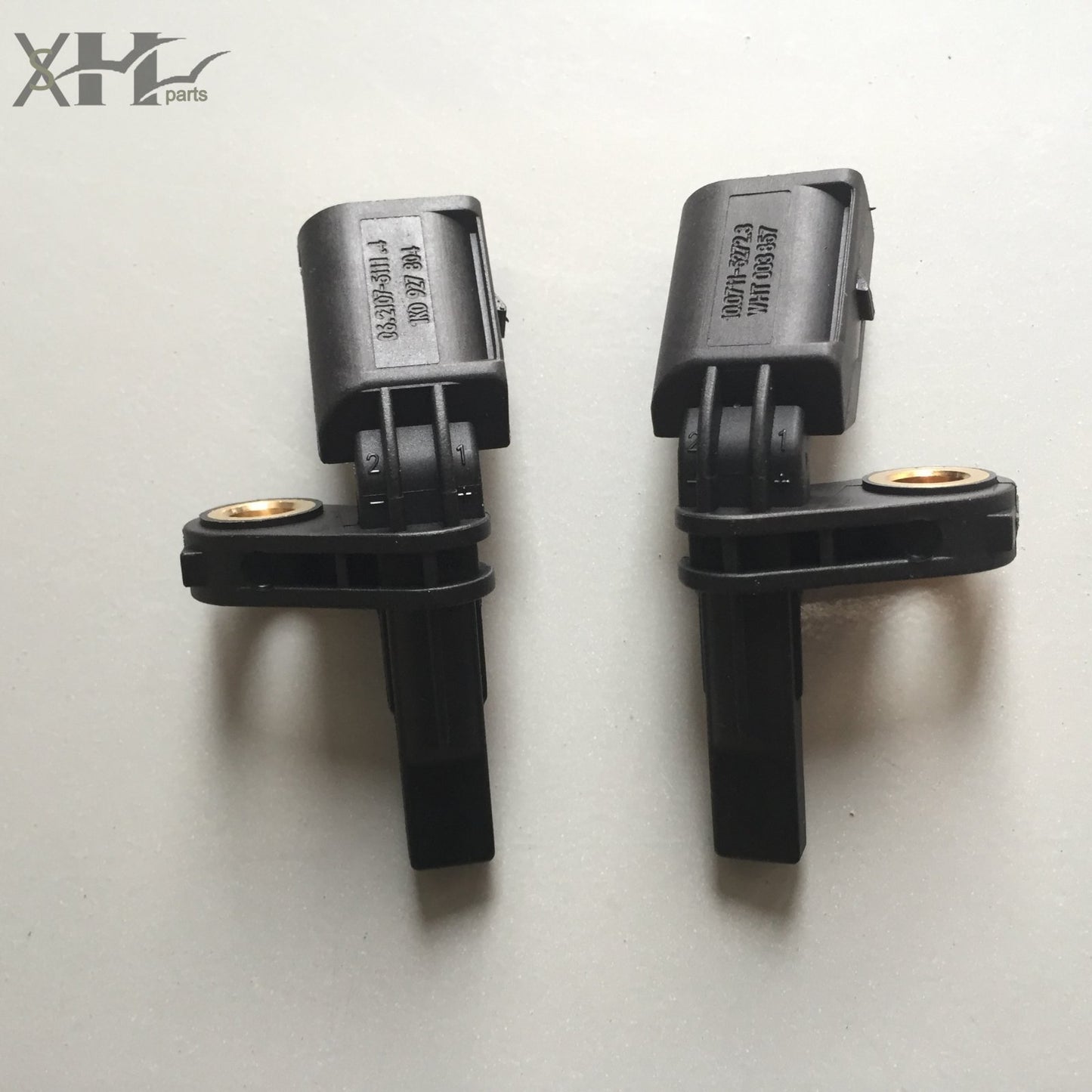 2X Front LeftRight ABS Sensor for VW for Jetta for Golf MK5 for Passat B6 7 for Audi A3 TT