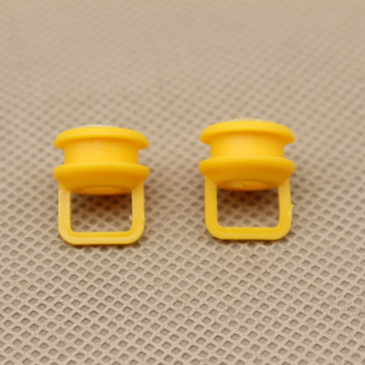 2-Piece Automatic Transmission Cable Linkage Bushing Kit for Chevrolet and for Cadillac for Jimmy