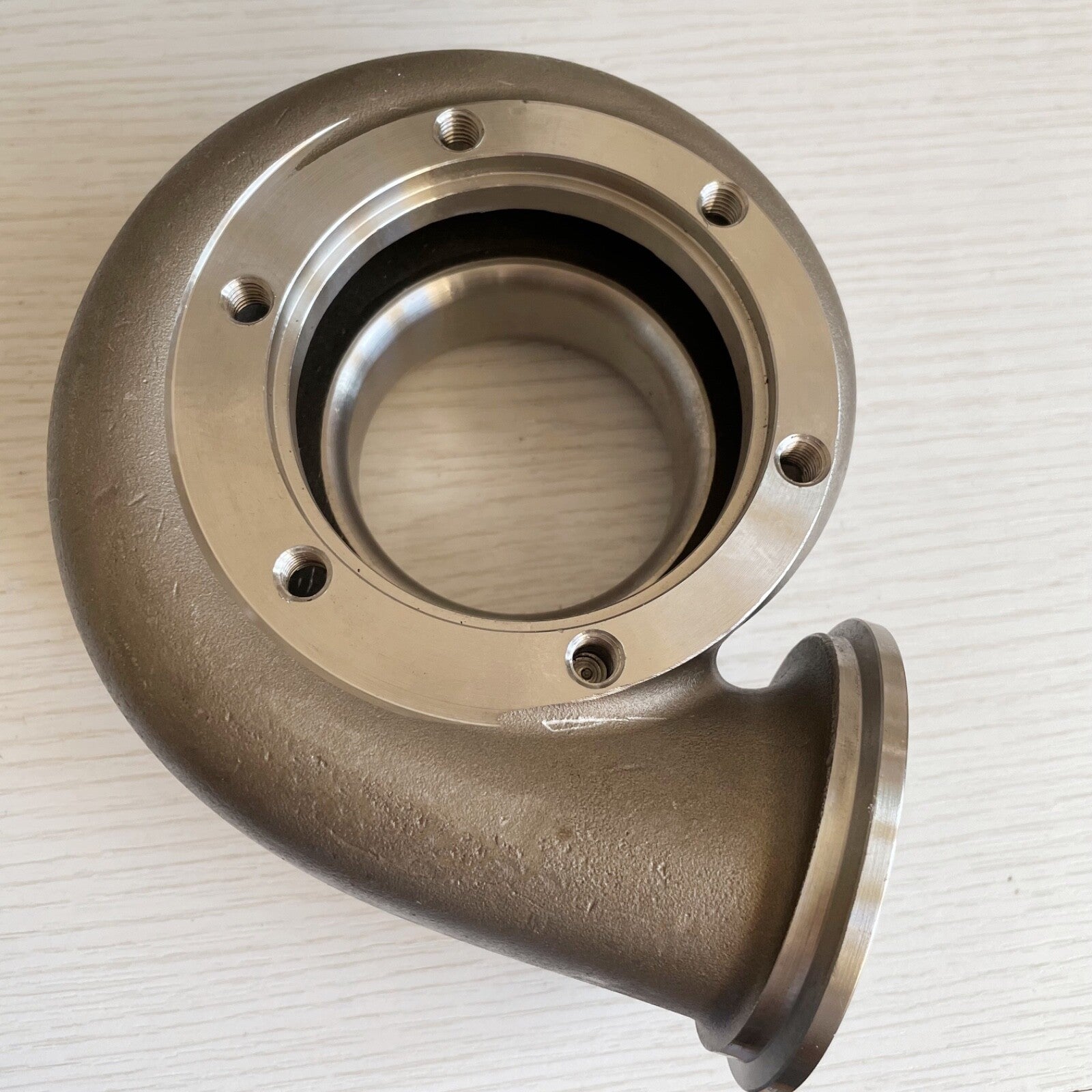 GT3582R 2V-BAND A/R .82 Double Ball Bearing Turbine Housing 62.3/82 mm