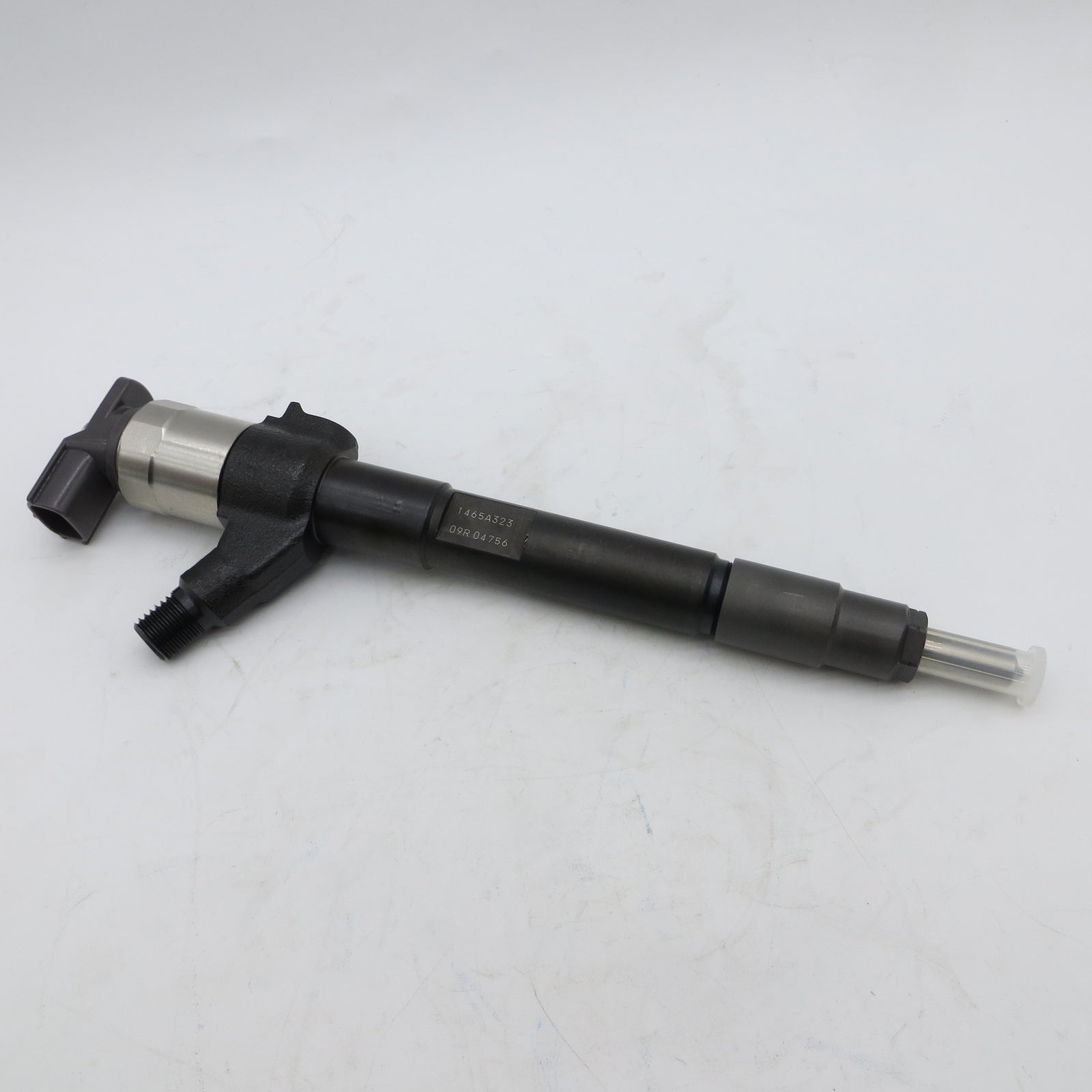 Common Rail Injector 295050-1760 1465A439 for MITSUBISHI L200 TRITON 4N15 ENGINE