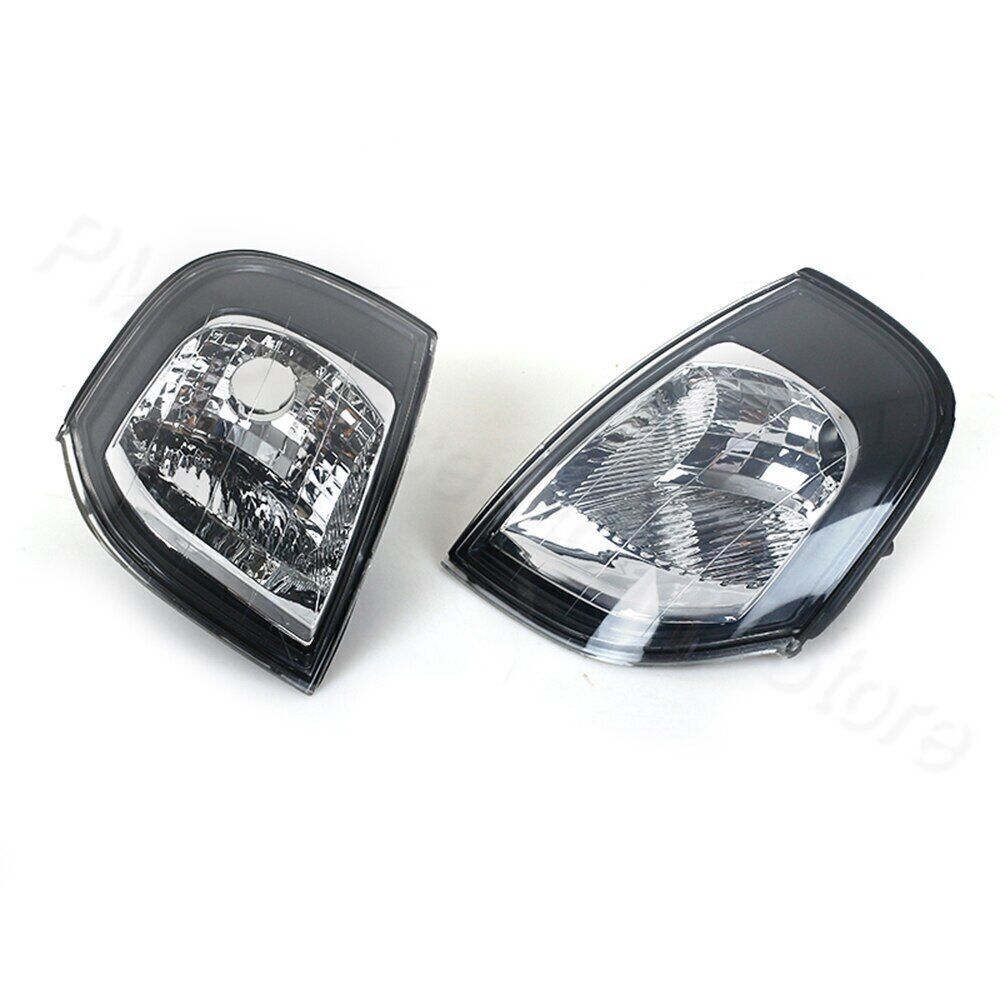 Left side applicable to for Volvo S80 1999-2006, front bumper corner lights/turn signal lights without bulbs.