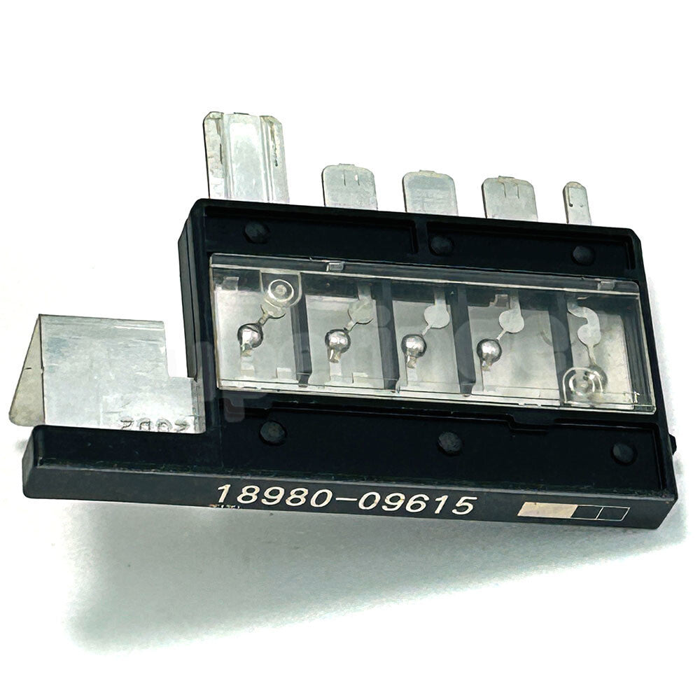 Multiple fuses 1898009615 18980-09615 Applicable to for Hyundai for Elantra /Avante 2020-2022