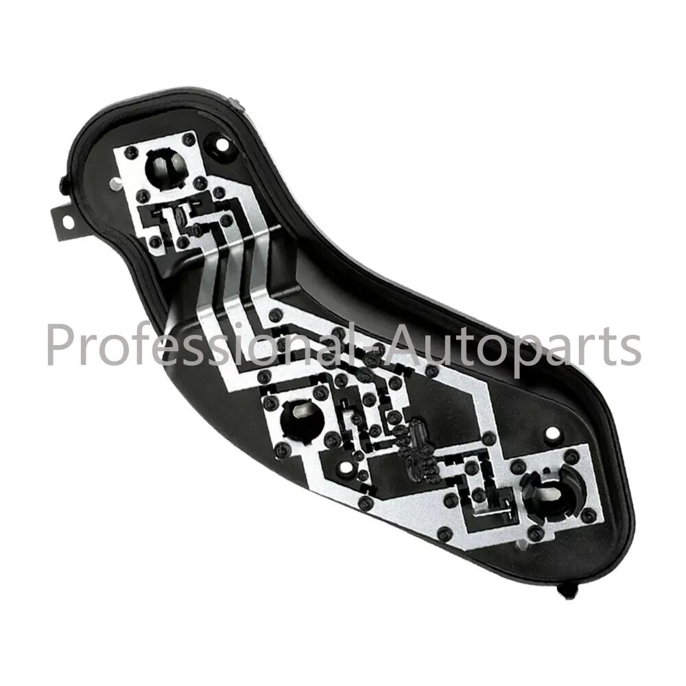 1PCS Black Rear Right Taillight Socket Assembly for Nissan Versa 265513AW0A