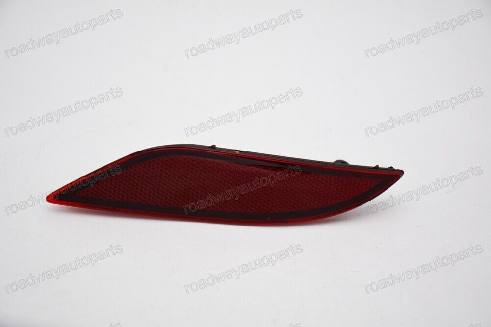 1Pcs Rear Bumper Reflector Lamp Light Trim Left for Chevrolet Malibu 2016-2018
