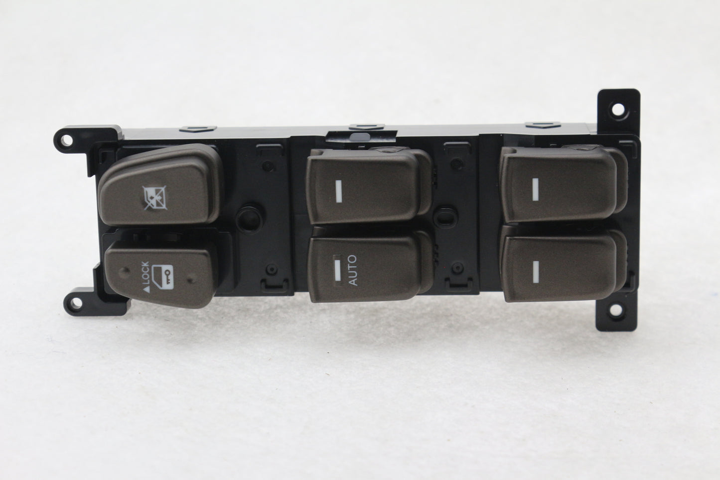 Left Front Power Window Master Switch 93570-3K600 for Hyundai Sonata 2008-2010