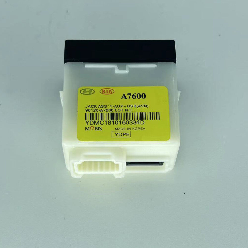 USB/AUX audio input port adapter jack for Kia Forte Cerato K3 2016-18 96120A7600