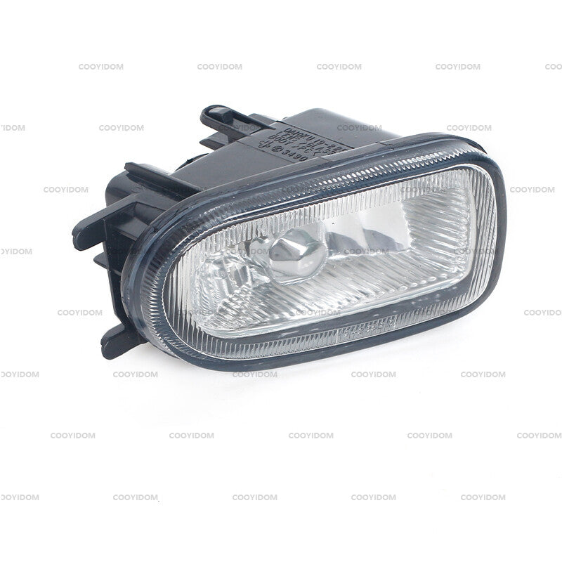 Applicable to the right front bumper fog light of for Nissan Almera Sunny 2000 - 2004