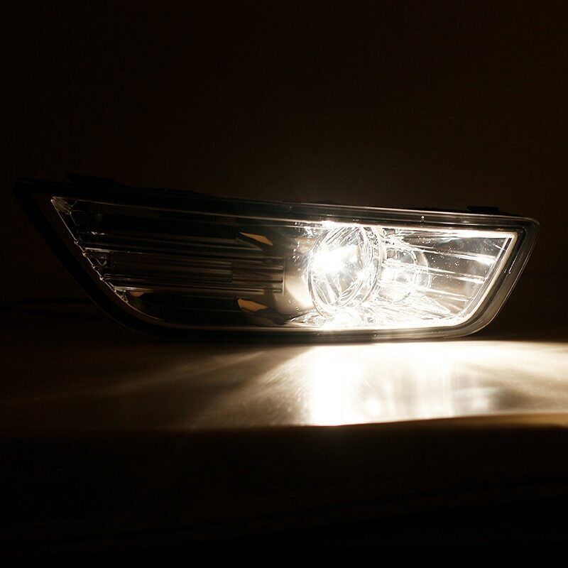 Left side: Front bumper fog light reflector with bulb for 2007-2010 for Ford Mondeo MK4.