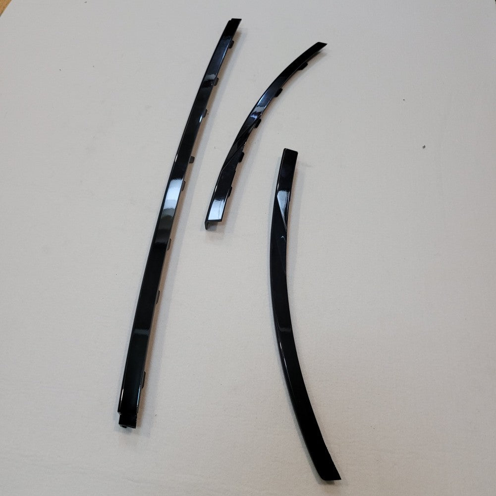 Front insert molding is suitable for Land Rover for Range Rover 2018 - 2022