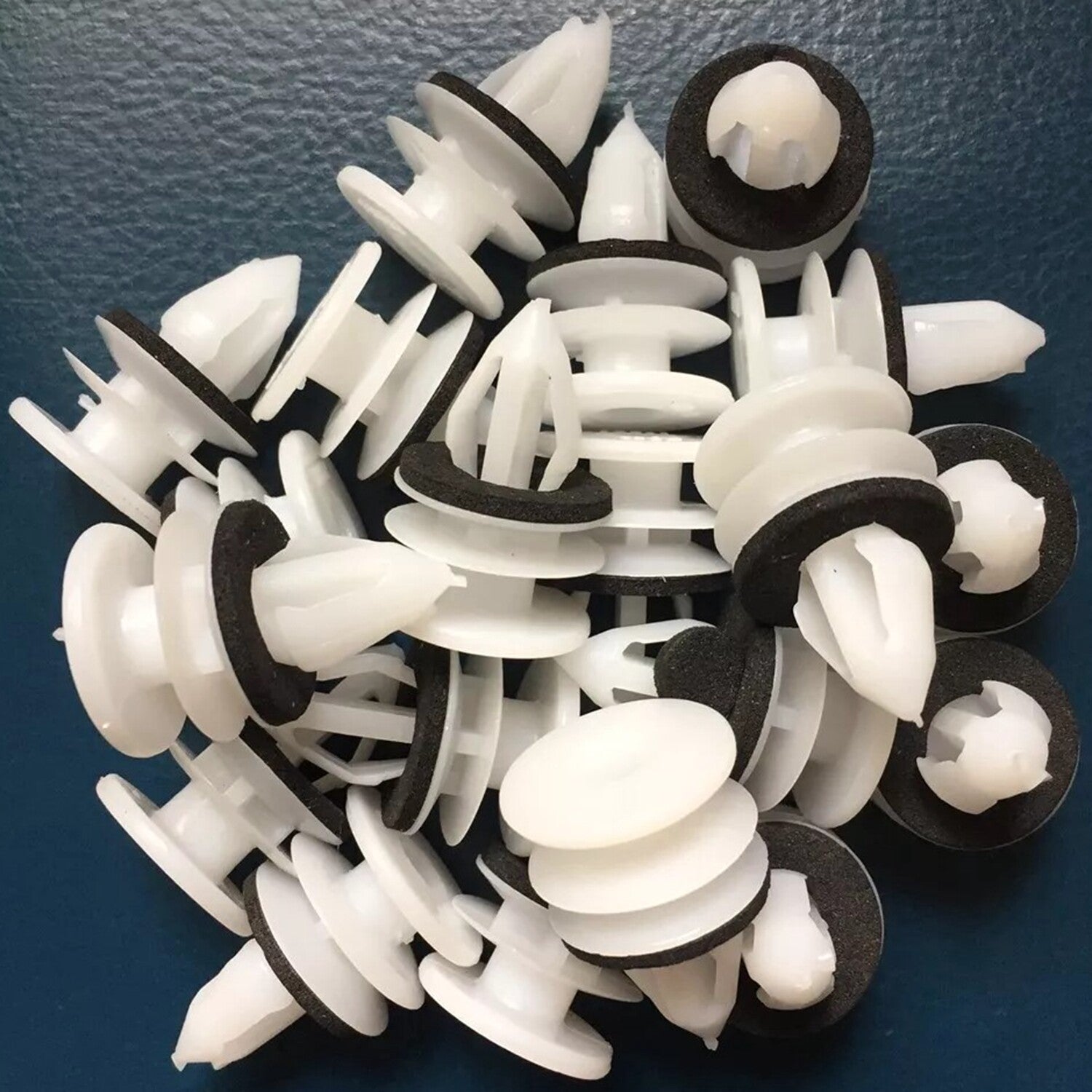 30pcs Car Door Interior Panel Clips 11519031 Auto Fastener for Chevrolet for Hummer