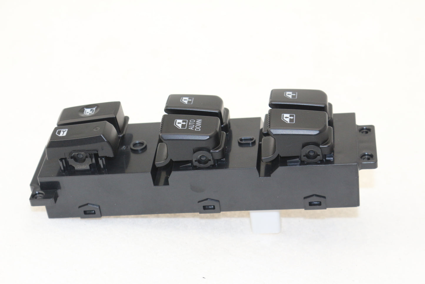 Front Left Master Power Window Switch 93570-2B730 for Hyundai Santa Fe CM