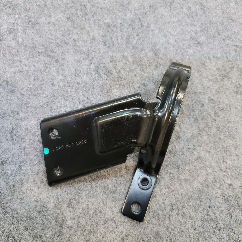 for Mercedes GLC300 C300 15-17 Auxiliary Water Pump