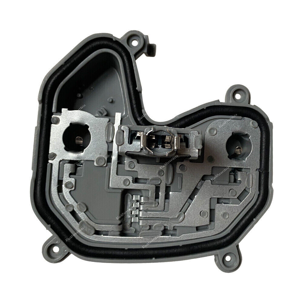 Fit For 15 16 17 for Jeep Renegade Rear Tail Lamp Holder Bracket+Plug Right Side