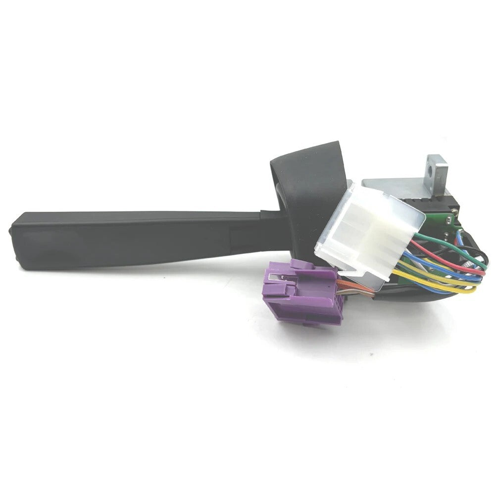 The turn signal headlight dimming switch is suitable for Volvo buses 3172171 1096413 70481187