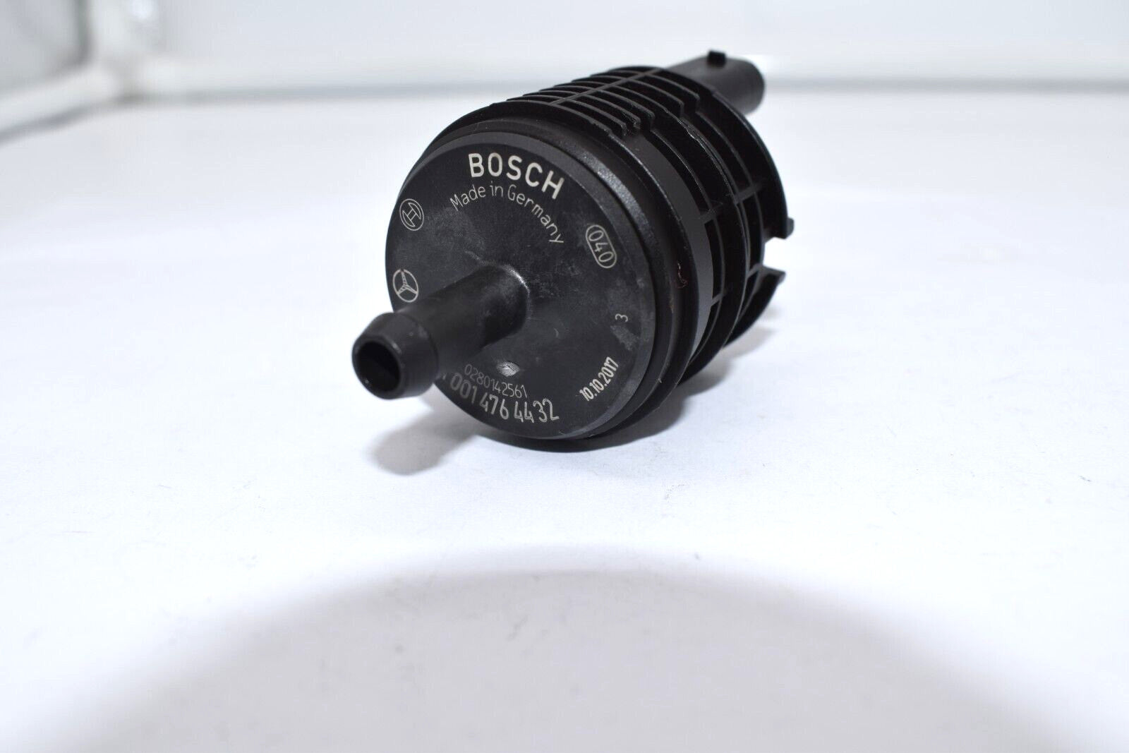 A0014764432 0280142561 Valve Vapor Purge Solenoid Canister for Mercedes-Benz