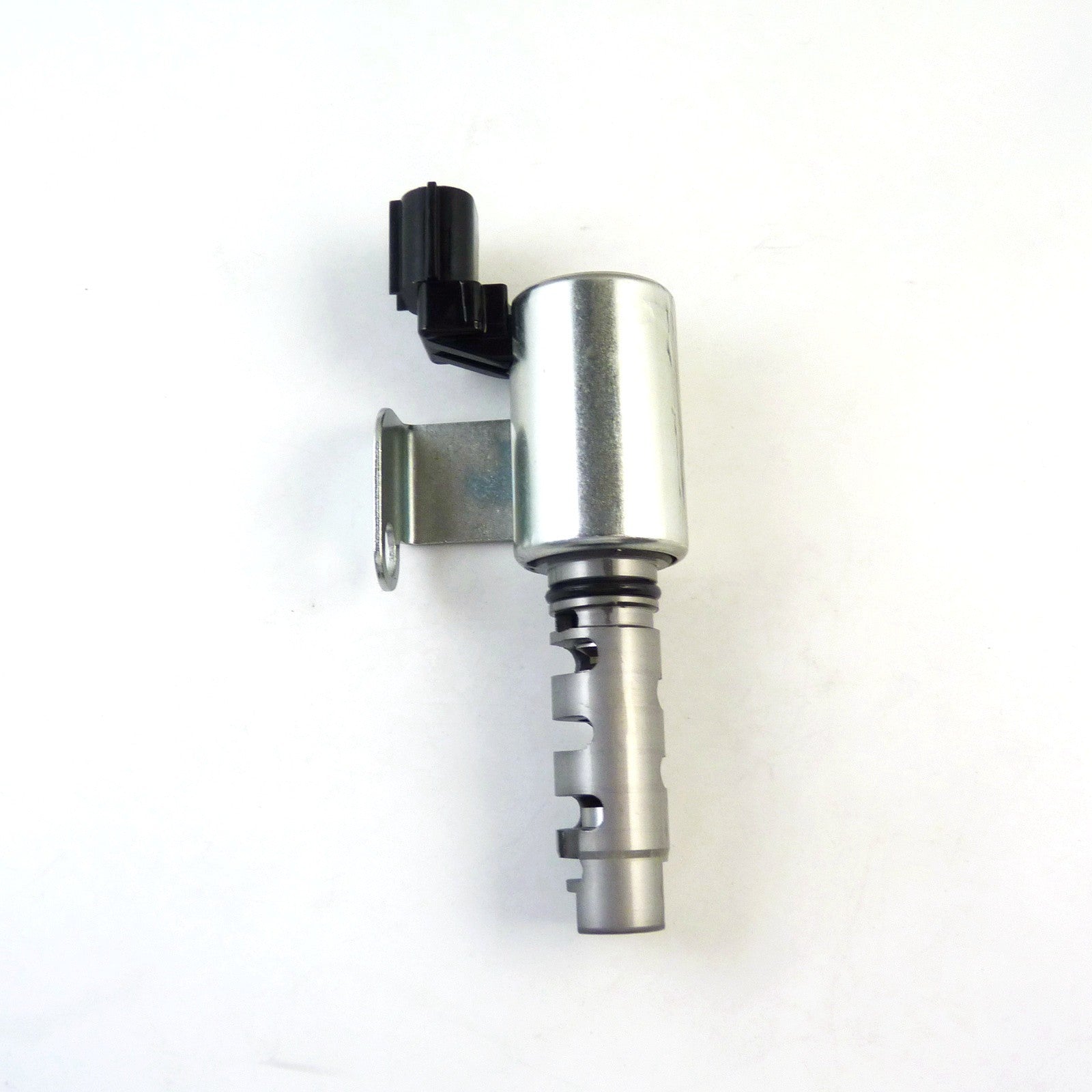 Engine camshaft variable valve timing control solenoid valve (AVCS) suitable for Subaru Forester 2.5L