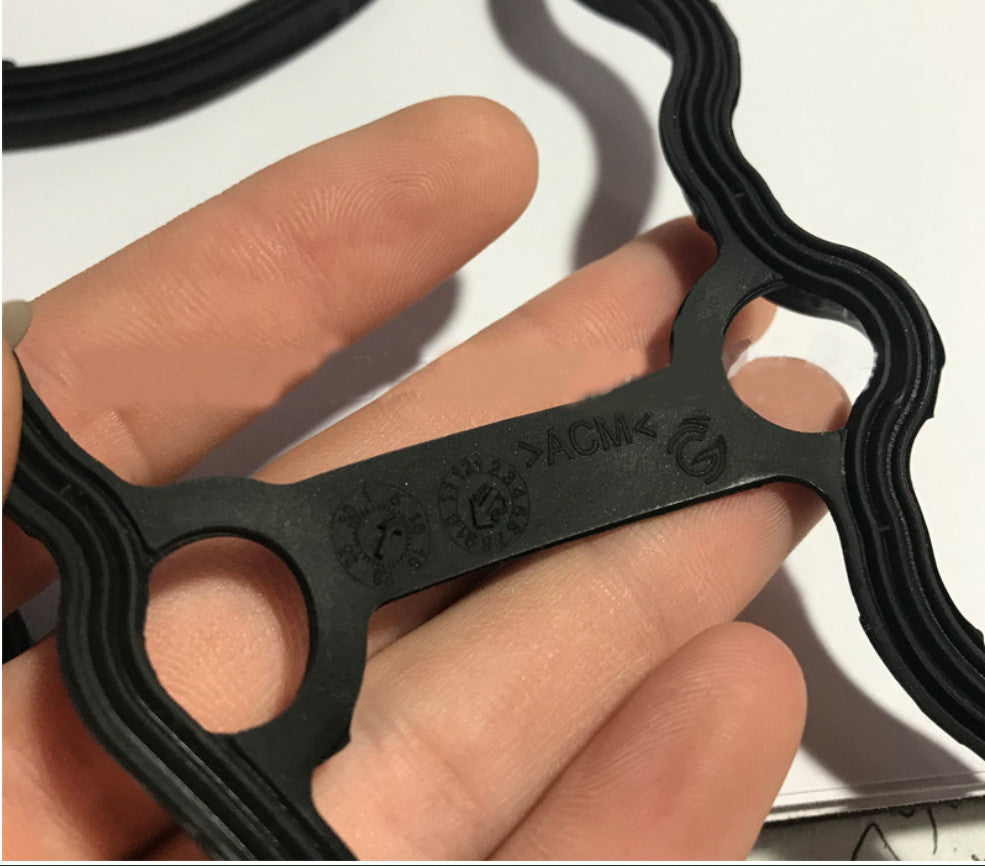 New Reinz valve cover gaskets suitable for BMW E60, E61, E71, E88, E89, E90, E92. (11127565286-)