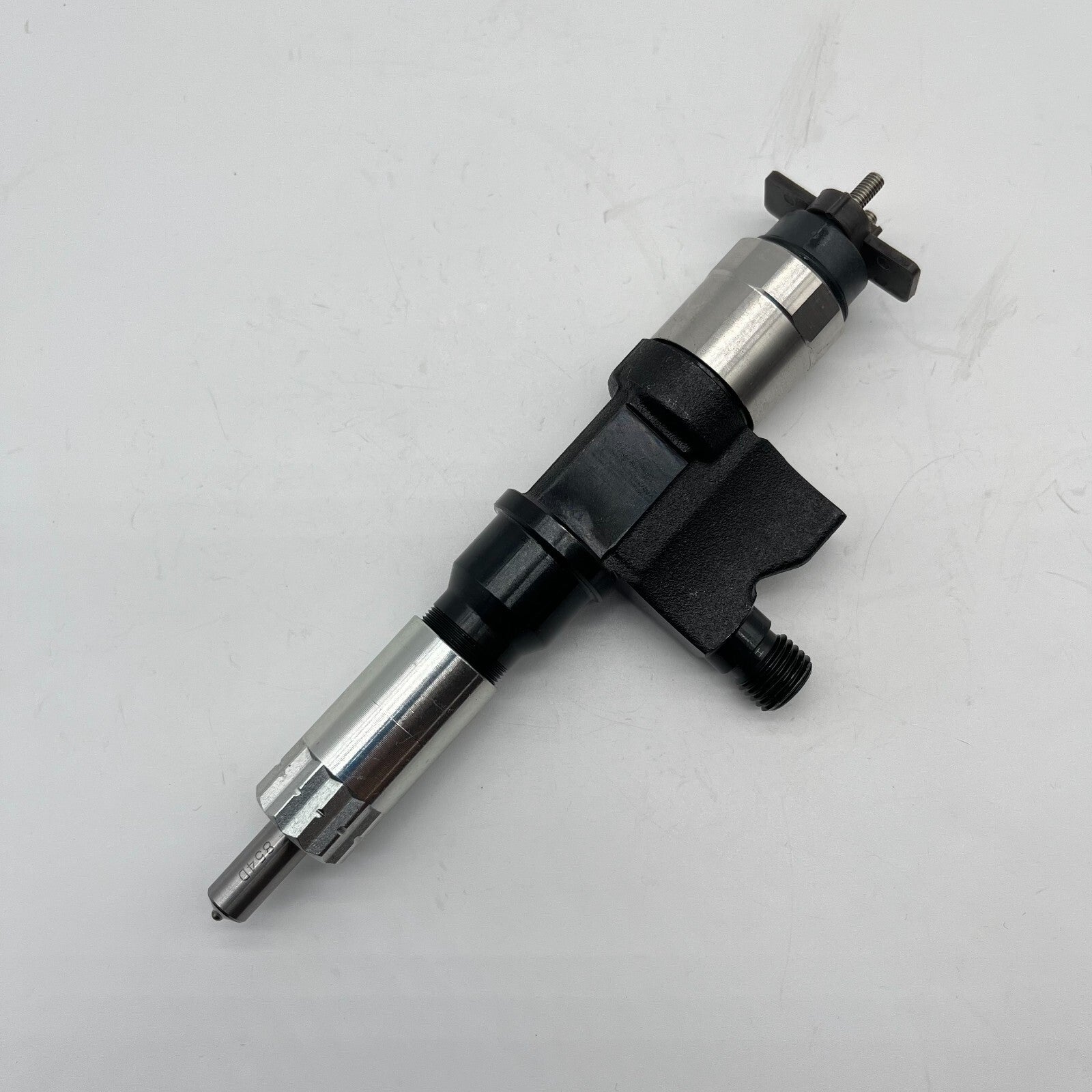 095000-5500 095000-5504 Common Rail Injector for Isuzu 4HL1 6HL1 Engine XYD