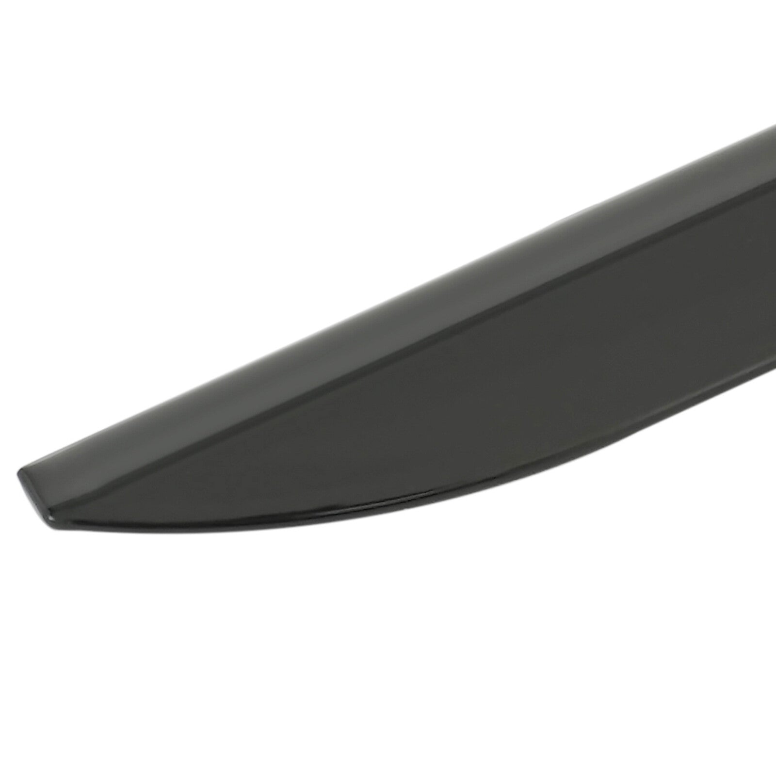 A pair of gloss piano black rear fender trim covers suitable for the 2023 for Range Rover .
