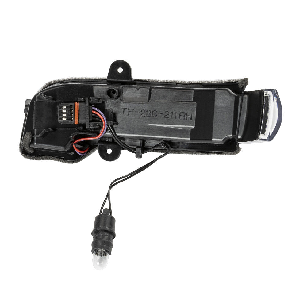 Right Turn Signal Light Fits for MERCEDES-BENZ E55 AMG 2003 2004-2006 2038201421