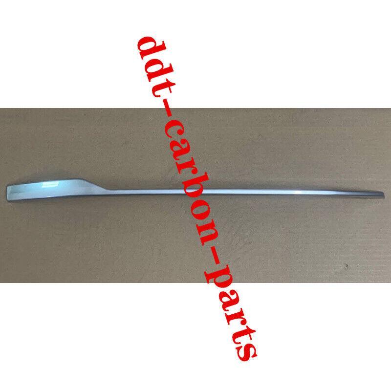 1 piece of trim strip below the fog light cover on the right front bumper of for Audi Q7 2016-2019