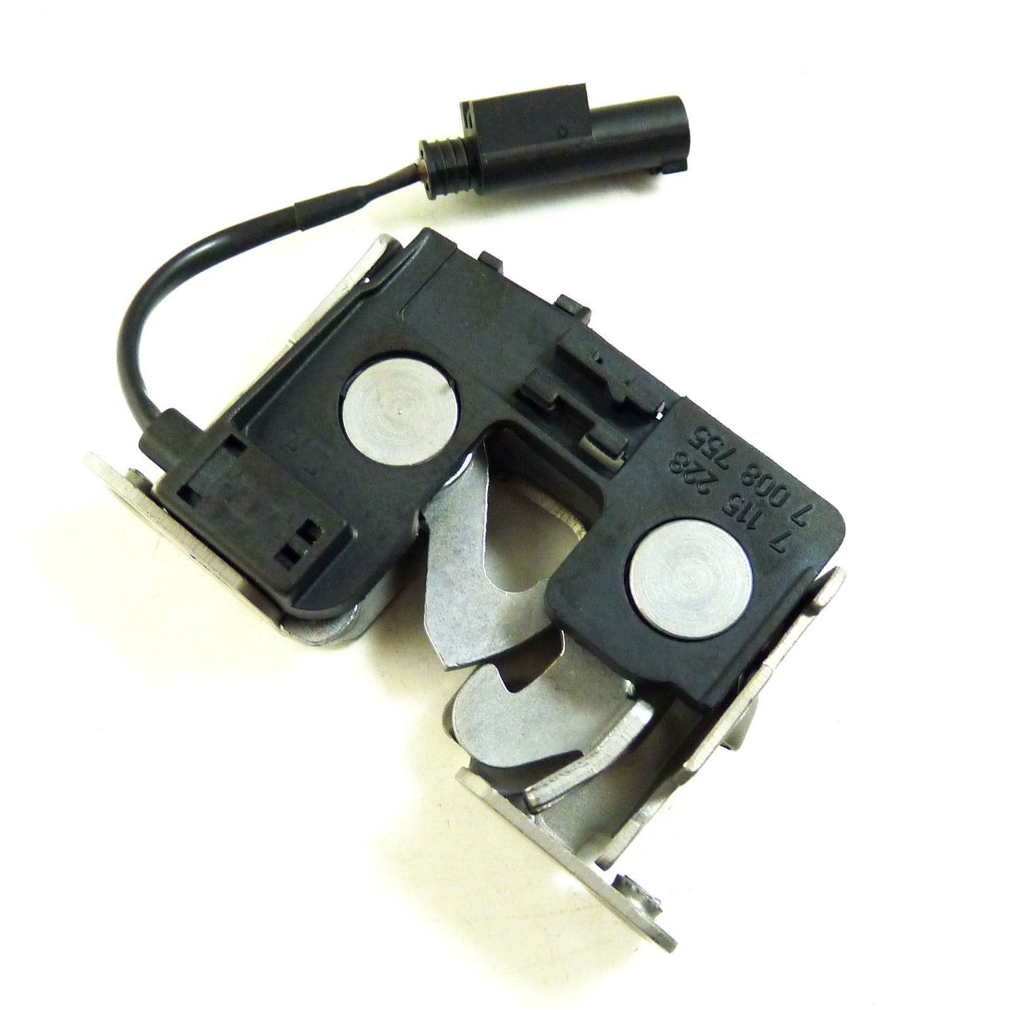 for BMW 530i 545i X3 325i 325xi 330xi 528i 528xi M3 Hood Lock Latch 51237008755
