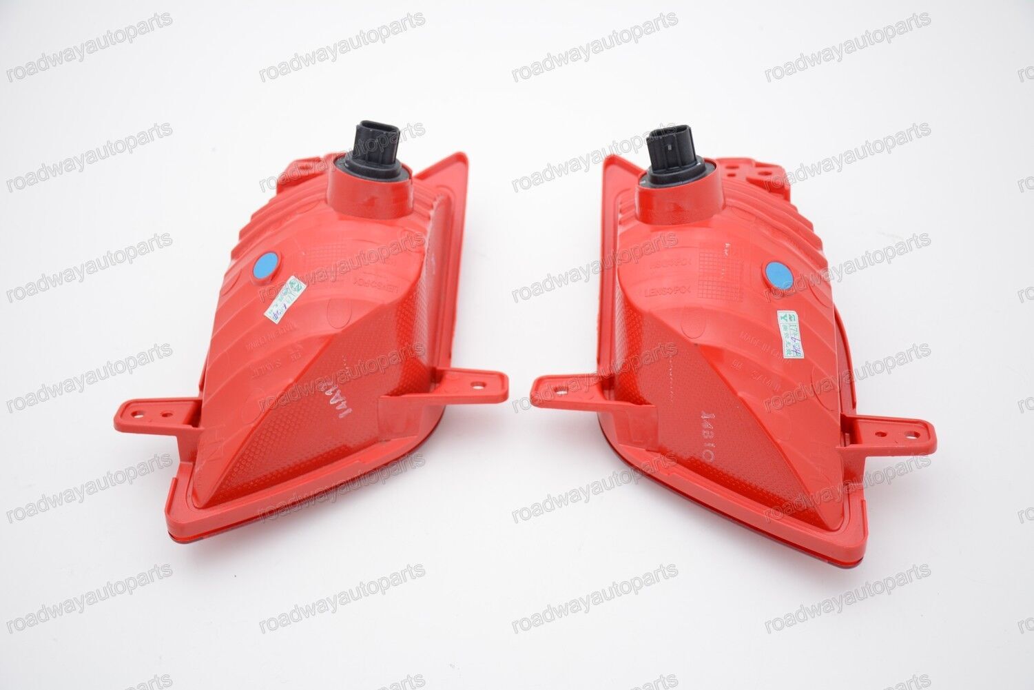 1Pair Red lens Rear Bumper Reflector fog Light lamps for Buick Encore 2013-2015