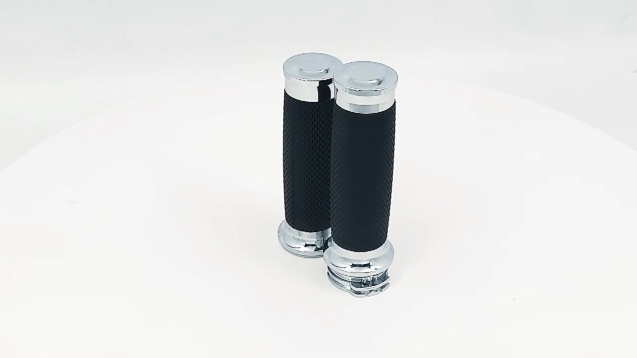 1 Black Handle Bar Hand Grips Fit for Harley Touring Sportster XL883 Chrome